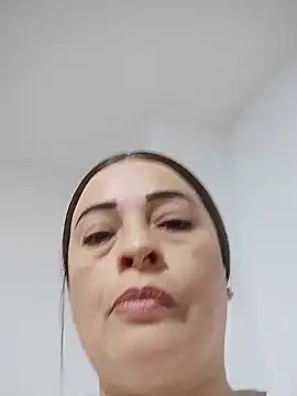 Snapshot of _Prinscarlet_ chatting on December 2025 09:58:02 PM Prinscarlet online show from December 2025 09:58:02 PM