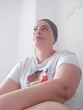 Snapshot of _Prinscarlet_ chatting on November 2025 05:45:02 PM Prinscarlet online show from November 2025 05:45:02 PM