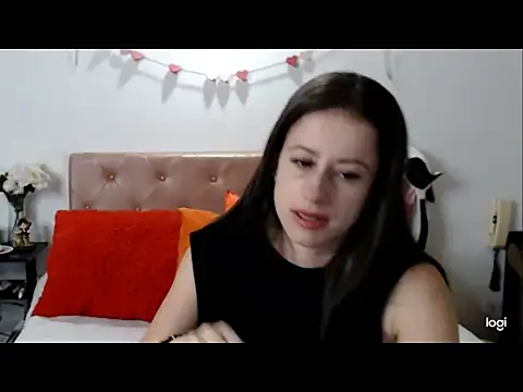 amelia bella online show from February 2026 09:01:02 PM