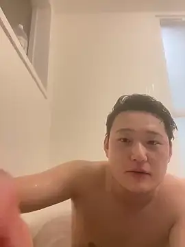 Snapshot of tuki_fu chatting on March 2025 09:38:02 AM tuki fu online show from March 2025 09:38:02 AM