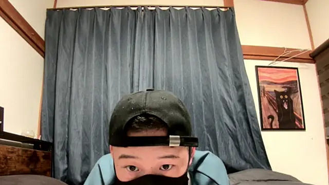 Snapshot of tuki_fu chatting on December 2024 10:56:01 AM tuki fu online show from December 2024 10:56:01 AM