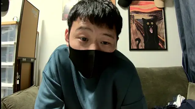 Snapshot of tuki_fu chatting on March 2025 01:42:02 PM tuki fu online show from March 2025 01:42:02 PM