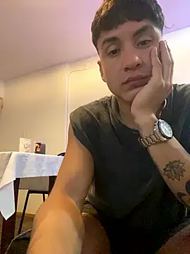 LCarreraa online show from January 2026 05:55:01 AM