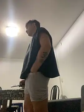 LCarreraa online show from March 2025 04:37:02 AM