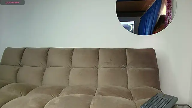 Karolgood3 online show from May 2026 06:13:01 PM