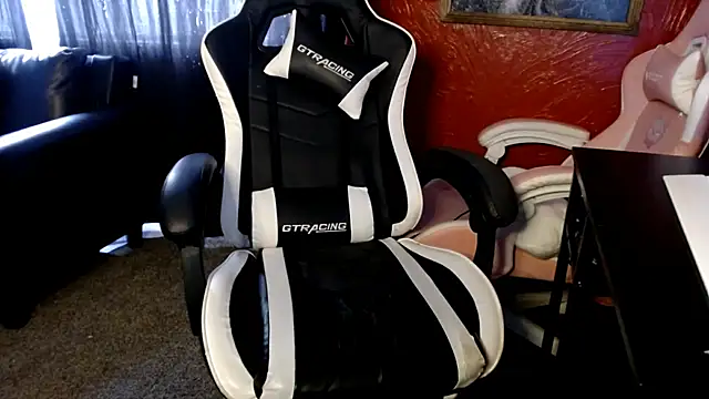 daddy girl88 online show from November 2025 07:50:01 PM