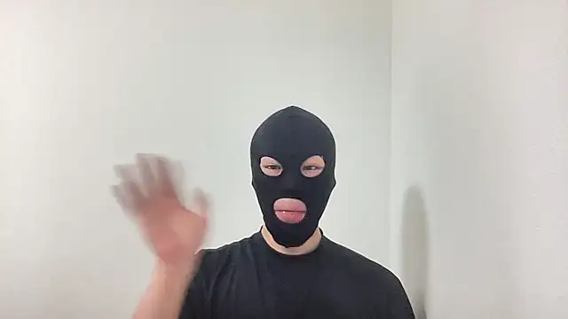 Snapshot of Ash_zzz chatting on March 2025 03:32:02 AM Ash zzz online show from March 2025 03:32:02 AM