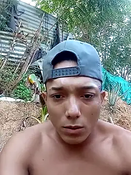 Snapshot of tayson_ chatting on November 2025 12:48:02 PM tayson online show from November 2025 12:48:02 PM