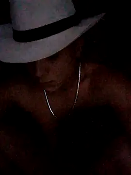 tayson  online show from April 2026 11:39:01 AM