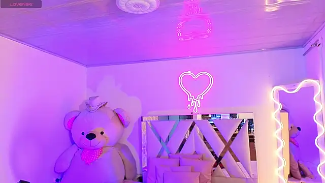 Snapshot of Jazmin_tay chatting on October 2025 11:53:01 AM Jazmin tay online show from October 2025 11:53:01 AM