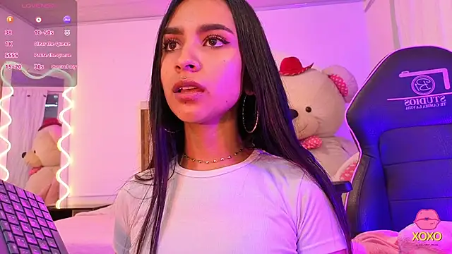 Jazmin tay online show from September 2025 11:49:02 AM