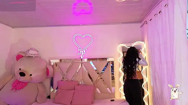 Snapshot of Jazmin_tay chatting on November 2025 12:16:01 PM Jazmin tay online show from November 2025 12:16:01 PM