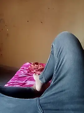 Surajpuja79 online show from March 2026 08:27:01 AM