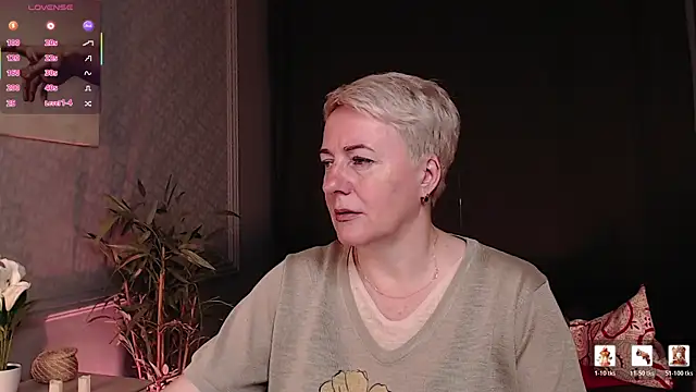 Nika Smit online show from July 2026 04:57:02 AM