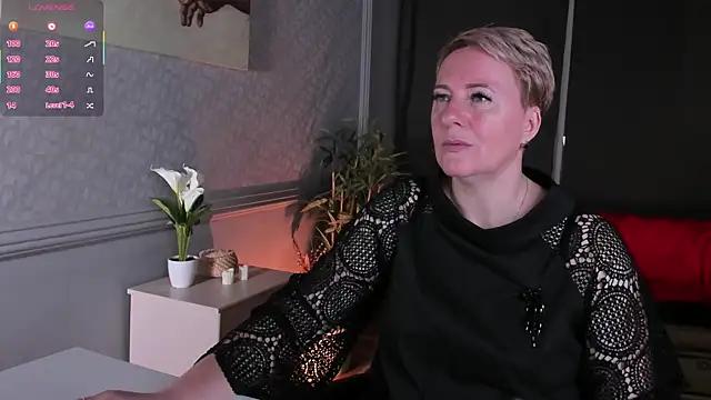 Nika Smit online show from June 2026 05:12:02 AM