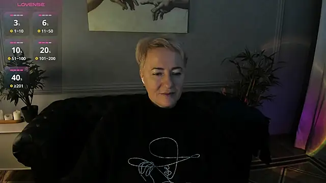 Nika Smit online show from November 2025 05:44:01 AM