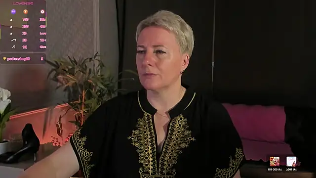 Nika Smit online show from June 2026 05:14:02 AM