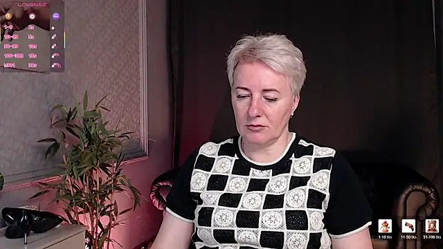 Nika Smit online show from July 2026 05:26:02 AM