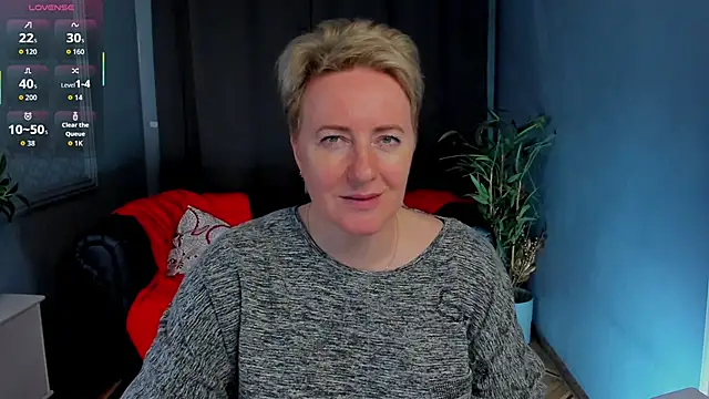 Nika Smit online show from May 2026 08:56:02 AM