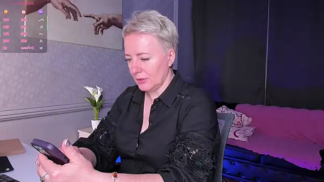 Nika Smit online show from June 2026 07:03:01 AM
