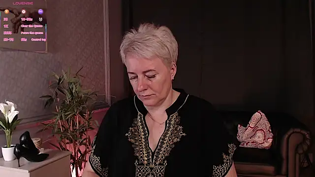 Nika Smit online show from July 2026 05:15:02 AM