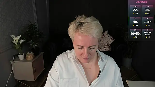 Nika Smit online show from March 2026 09:26:02 AM