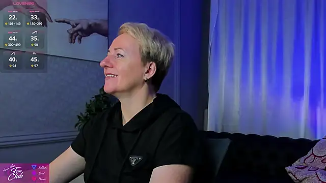 Nika Smit online show from September 2025 05:21:01 AM