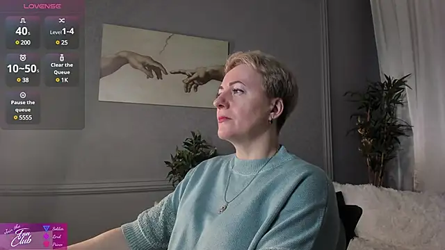 Nika Smit online show from March 2025 05:00:01 AM