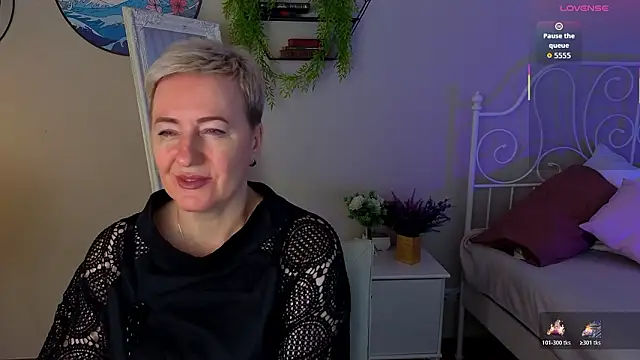 Nika Smit online show from March 2026 05:35:02 AM