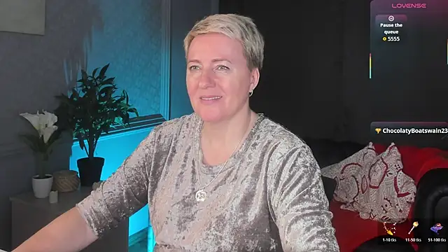 Nika Smit online show from April 2026 09:38:01 AM