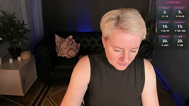 Nika Smit online show from February 2026 06:19:02 AM