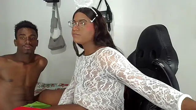 bigcrisblack online show from October 2025 02:48:02 AM