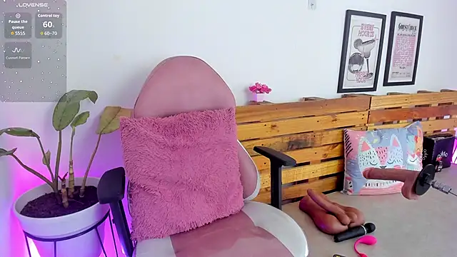 Alisson Boobs  online show from February 2026 08:31:01 PM