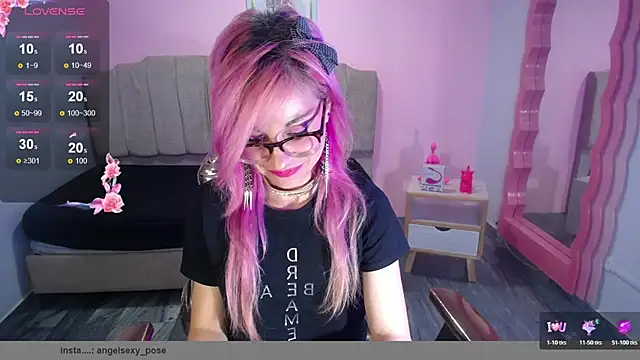 abril ch  online show from November 2025 10:53:02 AM