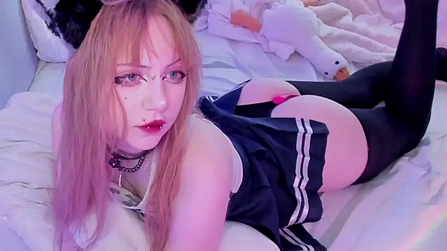 Emy Kamy online show from February 2025 12:16:01 PM