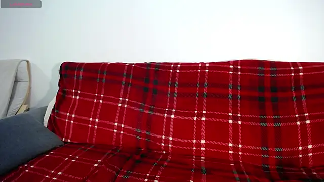 Blond Woman online show from April 2026 09:39:33 PM