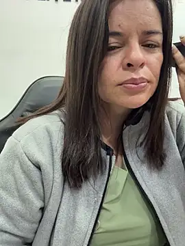 NATHALIA-28  online show from April 2026 01:57:02 PM