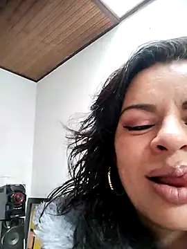 NATHALIA-28  online show from February 2025 01:22:01 PM