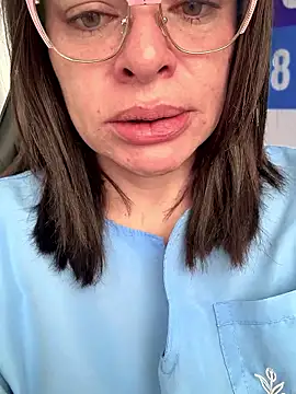 NATHALIA-28  online show from December 2025 12:09:02 PM