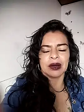 NATHALIA-28  online show from February 2025 01:22:01 PM