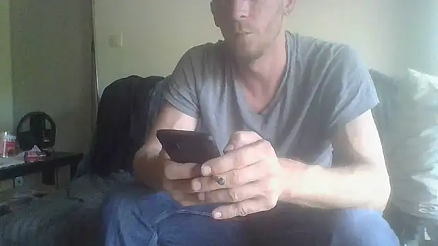 Snapshot of mohican69hot chatting on April 2026 04:08:02 PM mohican69hot online show from April 2026 04:08:02 PM