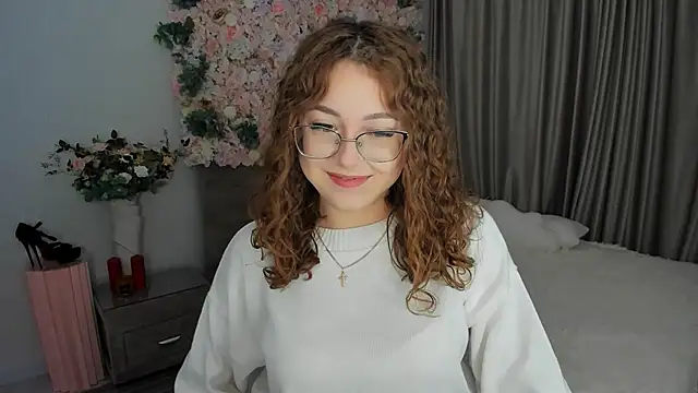 SereneFlame online show from September 2025 04:02:01 PM