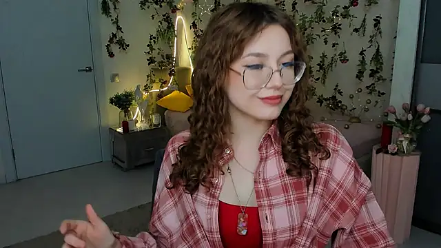 SereneFlame online show from February 2026 04:05:02 PM