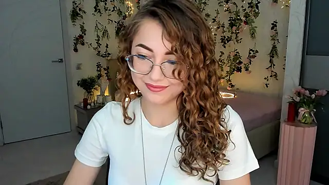 SereneFlame online show from May 2026 04:06:01 PM