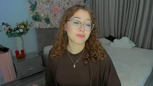 SereneFlame online show from September 2025 04:23:02 PM