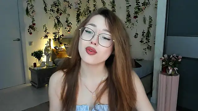 SereneFlame online show from April 2026 04:03:01 PM