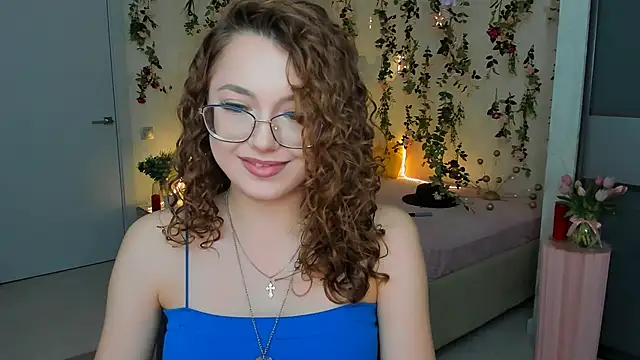 SereneFlame online show from February 2026 06:07:02 PM