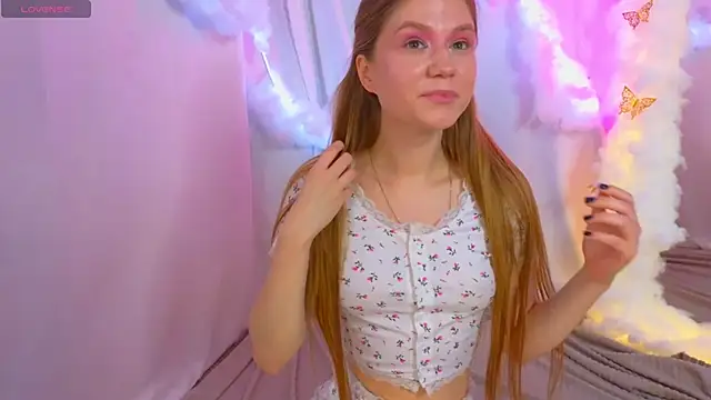 AlisiaSpinnet  online show from September 2025 10:14:01 AM