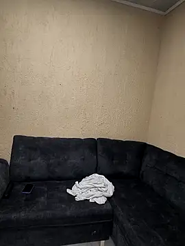 Danielraz online show from February 2026 11:57:01 PM