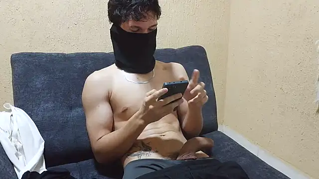 Danielraz online show from July 2026 01:56:01 AM